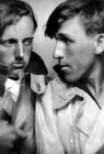 Photomaton de Robert T. Odemann en compagnie de son ami Muli, prise dans les annes 1930.